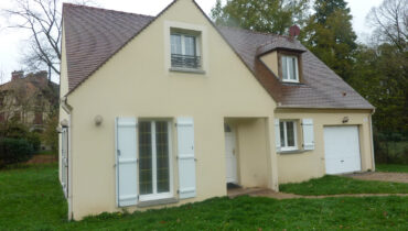 MAISON 5 PIÈCES MEUBLÉE AVEC JARDIN