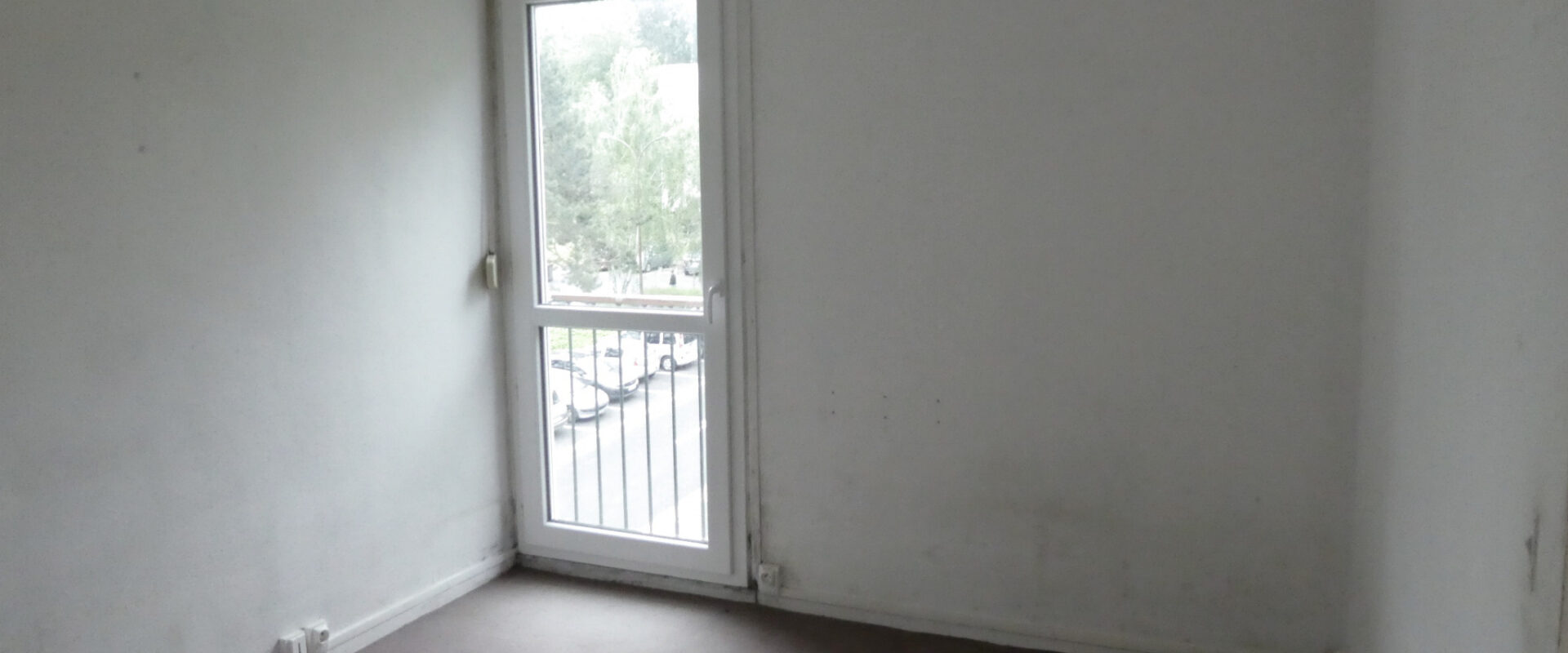 SOUS OFFRE APPARTEMENT 3 PIÈCES avec loggia et parking