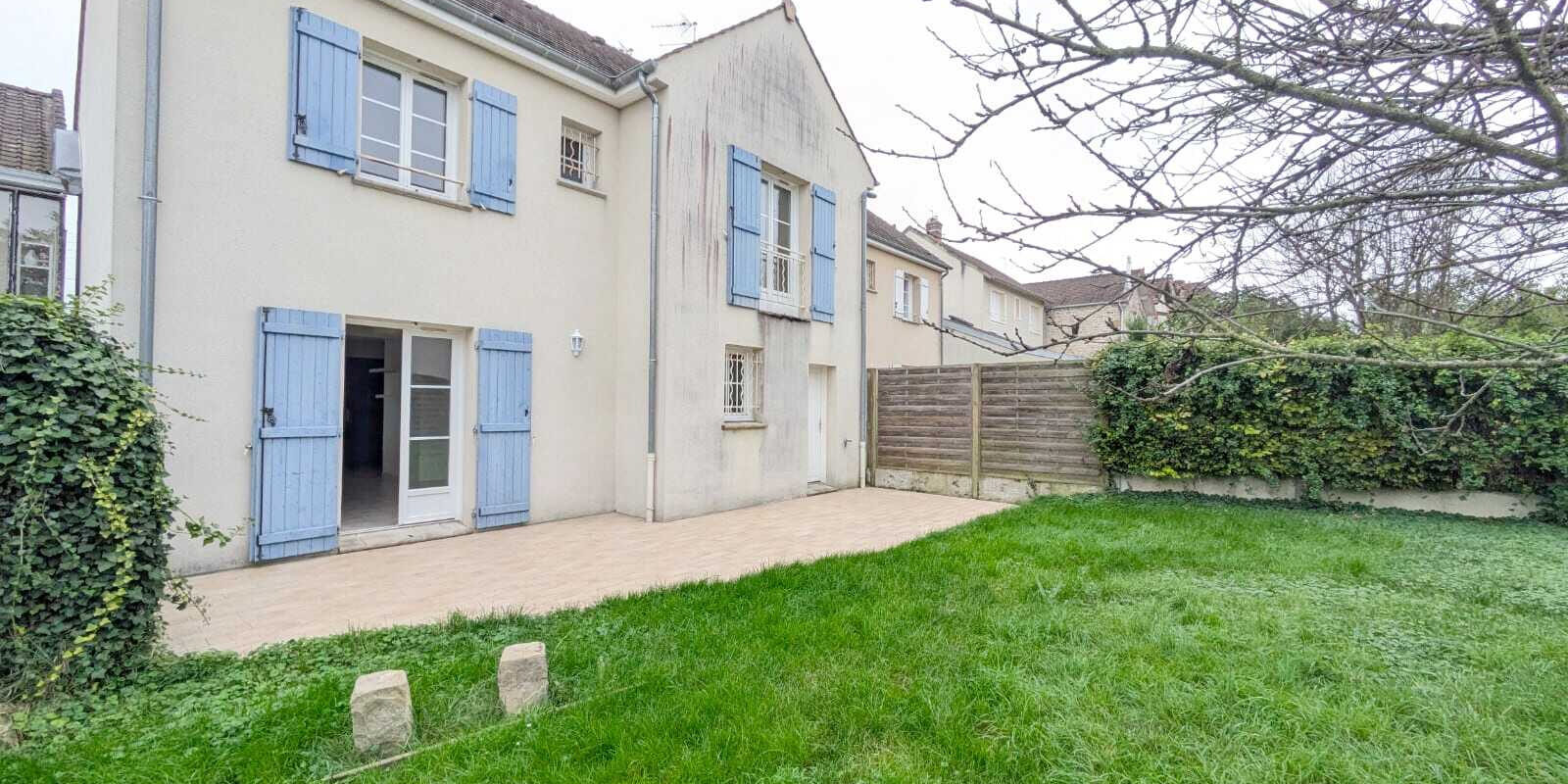 MAISON RÉCENTE 5 PIÈCES 110 m2 avec jardin