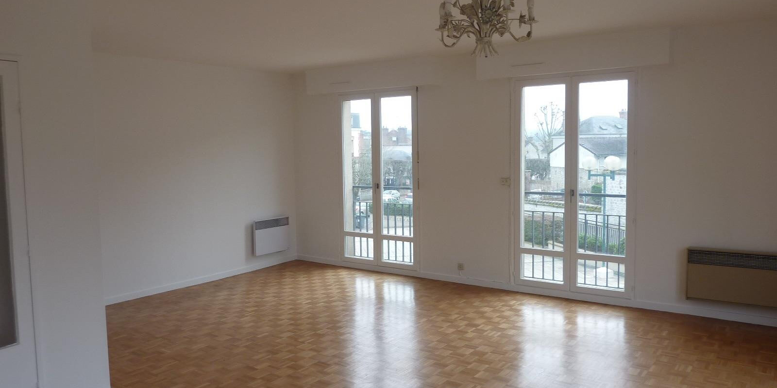 Appartement 5 pièces avec garage, en résidence
