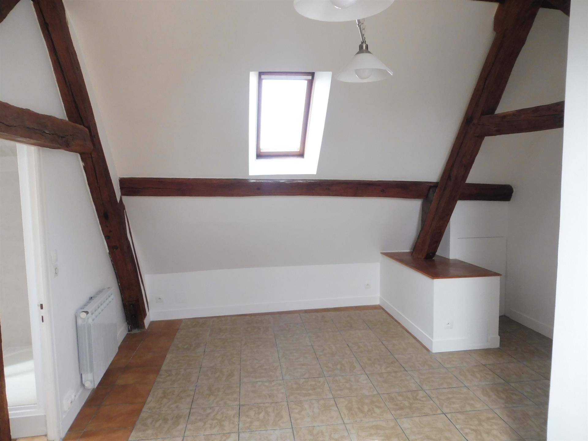APPARTEMENT 4 pièces 62 m2