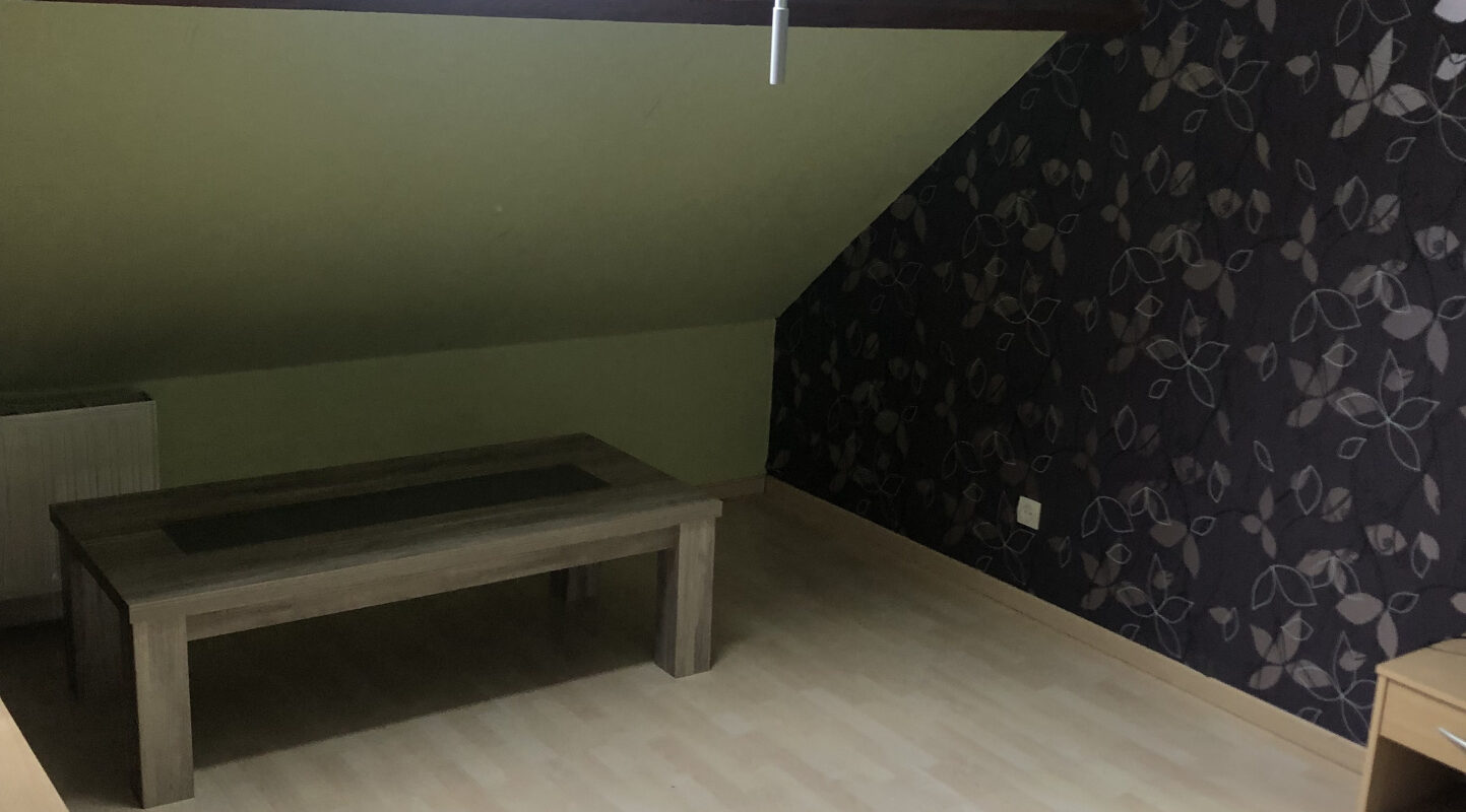 Charmante maison dans secteur apprécié.