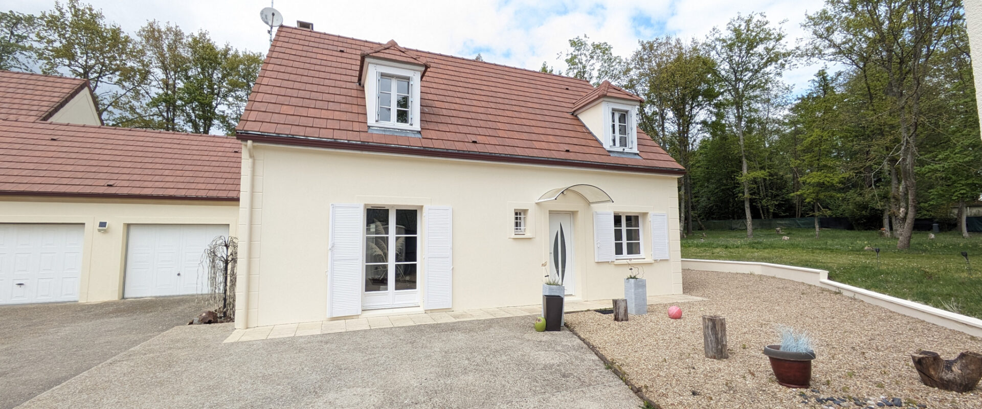 Maison individuelle récente à Vulaines