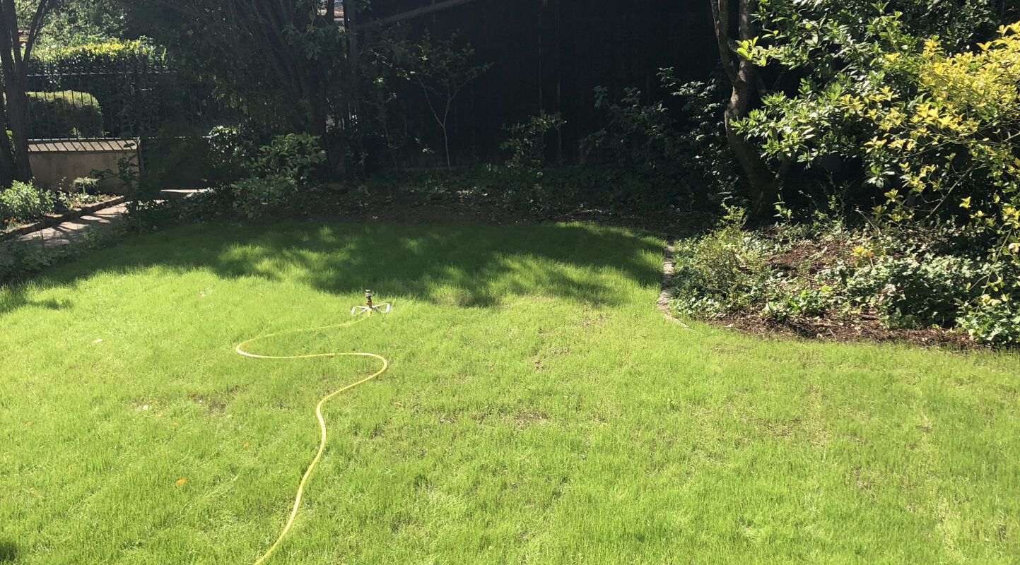 SOUS COMPROMIS Exceptionnel appartement en rez-de-jardin, centre.
