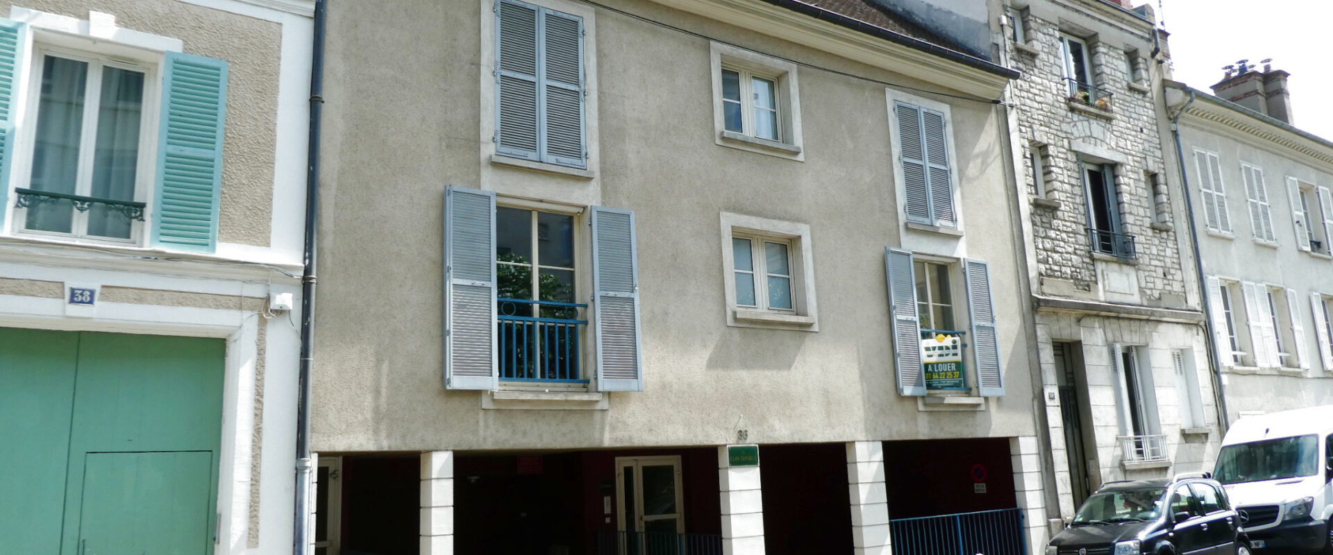 APPARTEMENT 2 PIÈCES MEUBLÉ 49 m2 en centre ville de Fontainebleau