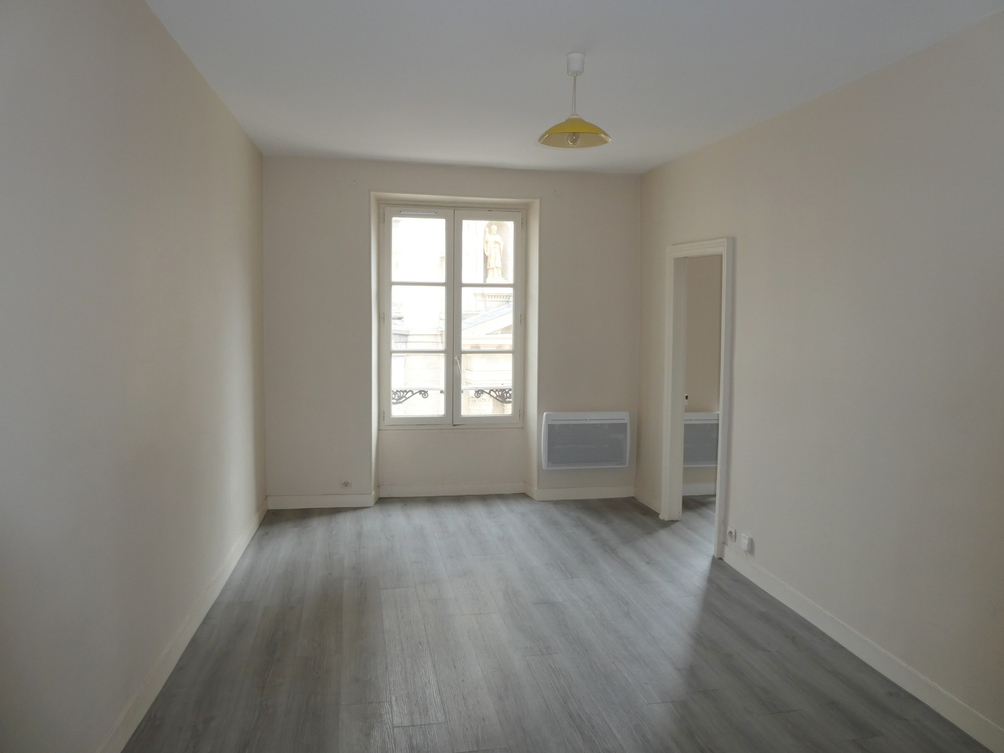 APPARTEMENT 2 PIÈCES