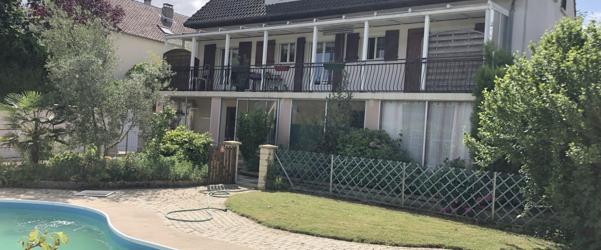 Propriété 11 pièces et 317 m2