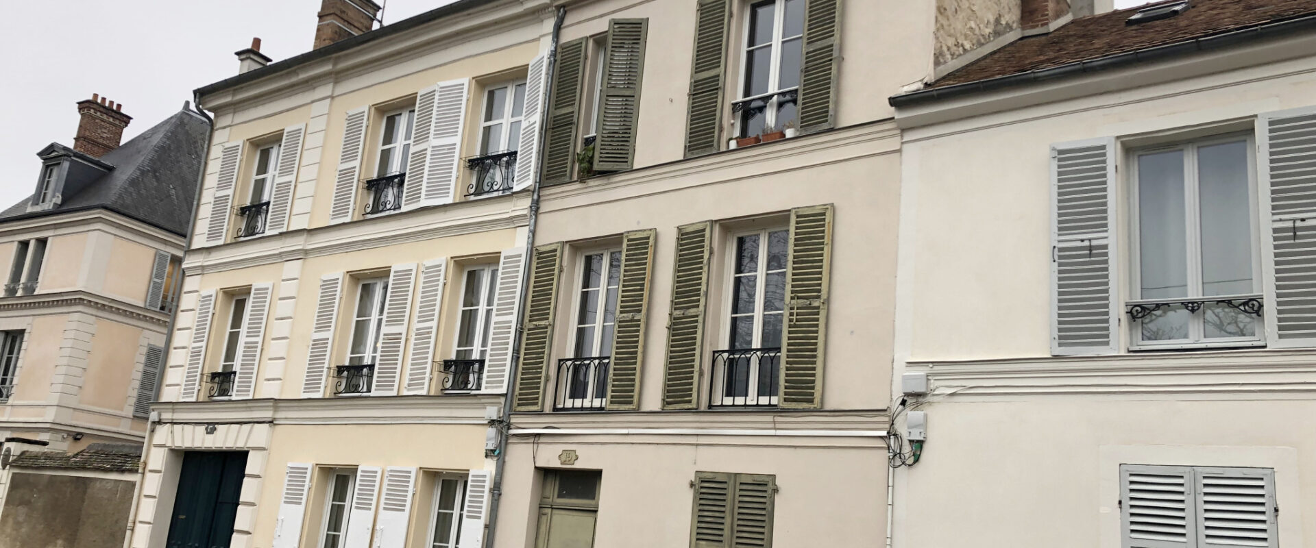 SOUS COMPROMIS. Studio 22 m2 avec jardin privatif