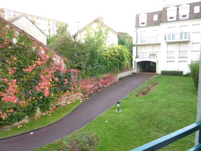 Appartement 2 pièces avec garage en résidence