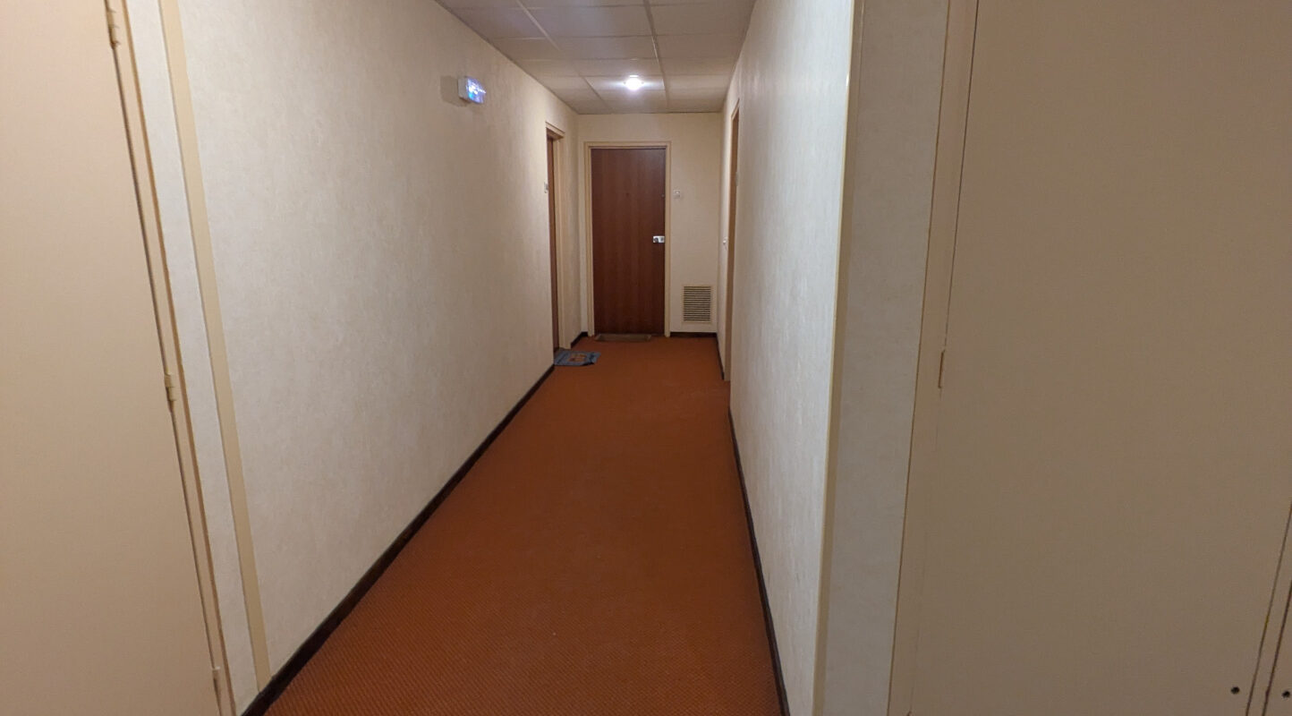 SOUS COMPROMIS. Appartement 2 pièces