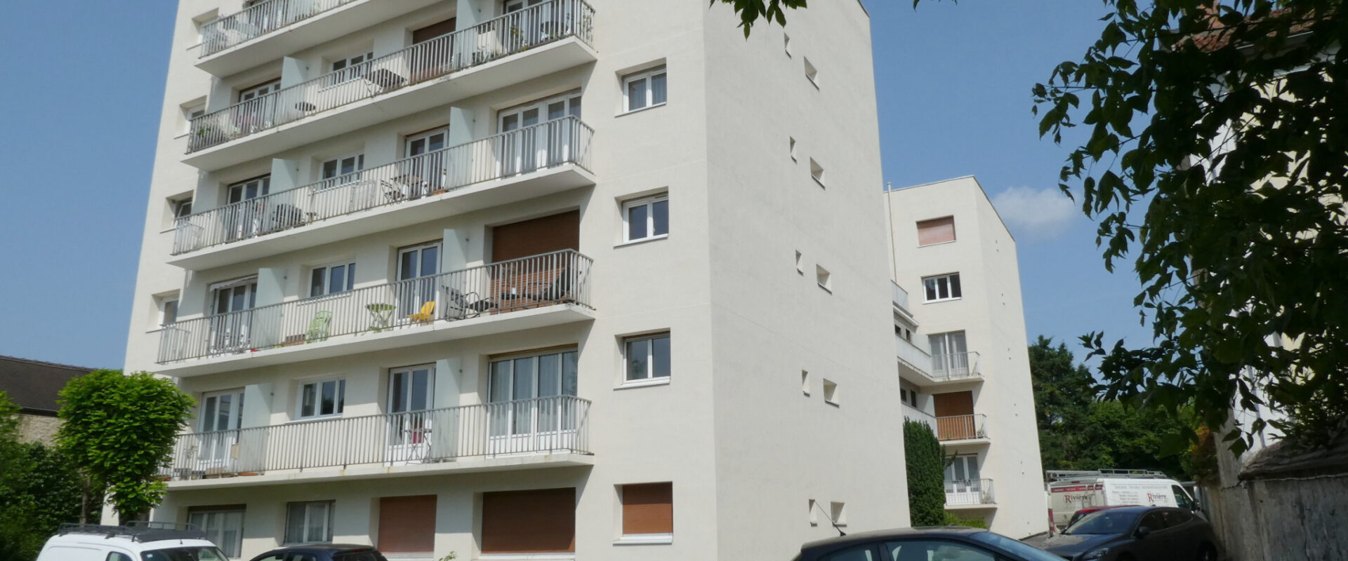Appartement 2 pièces en résidence, avec parking