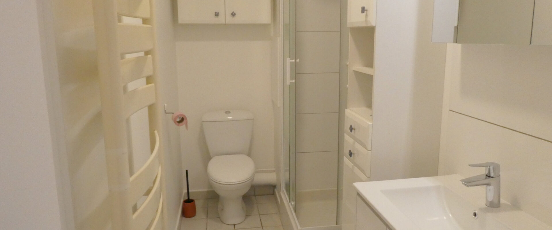 STUDIO meublé en résidence, avec parking