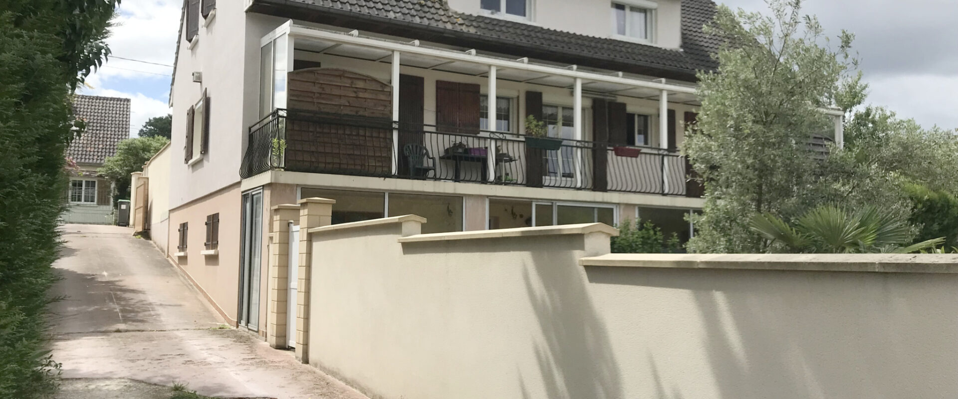 Propriété 11 pièces et 317 m2