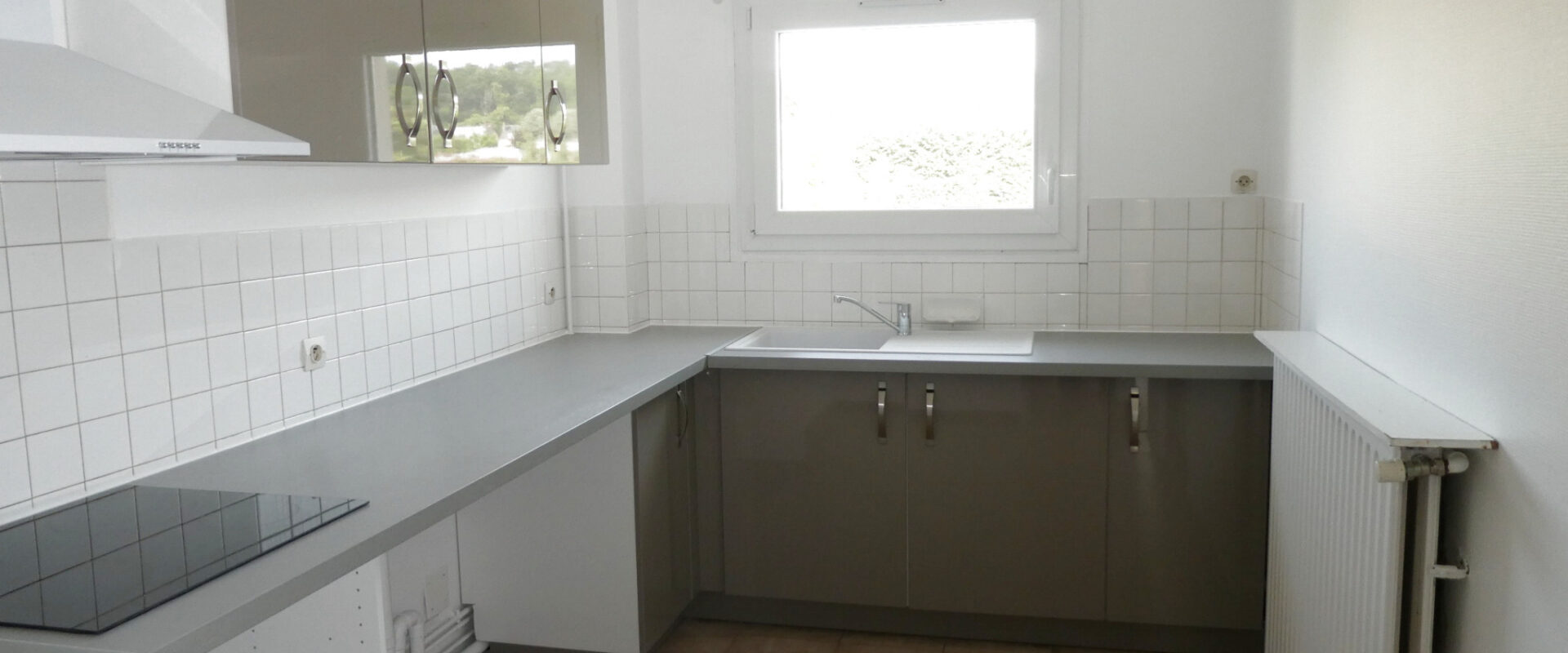 Appartement 2 pièces en résidence, avec parking