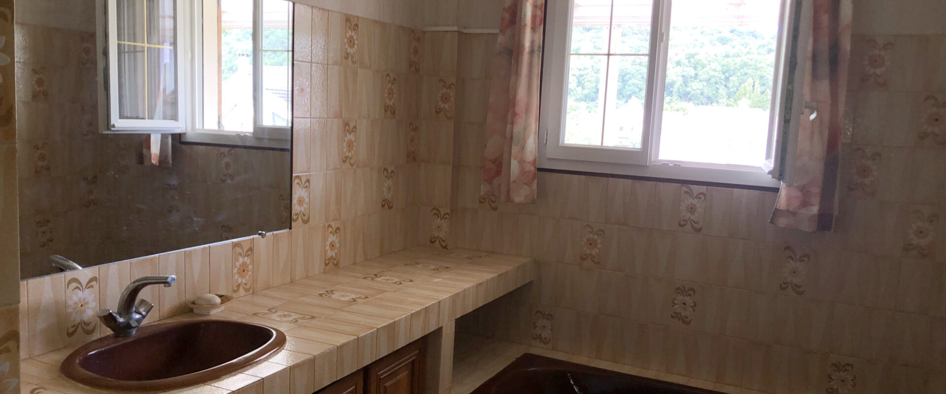 Propriété 11 pièces et 317 m2