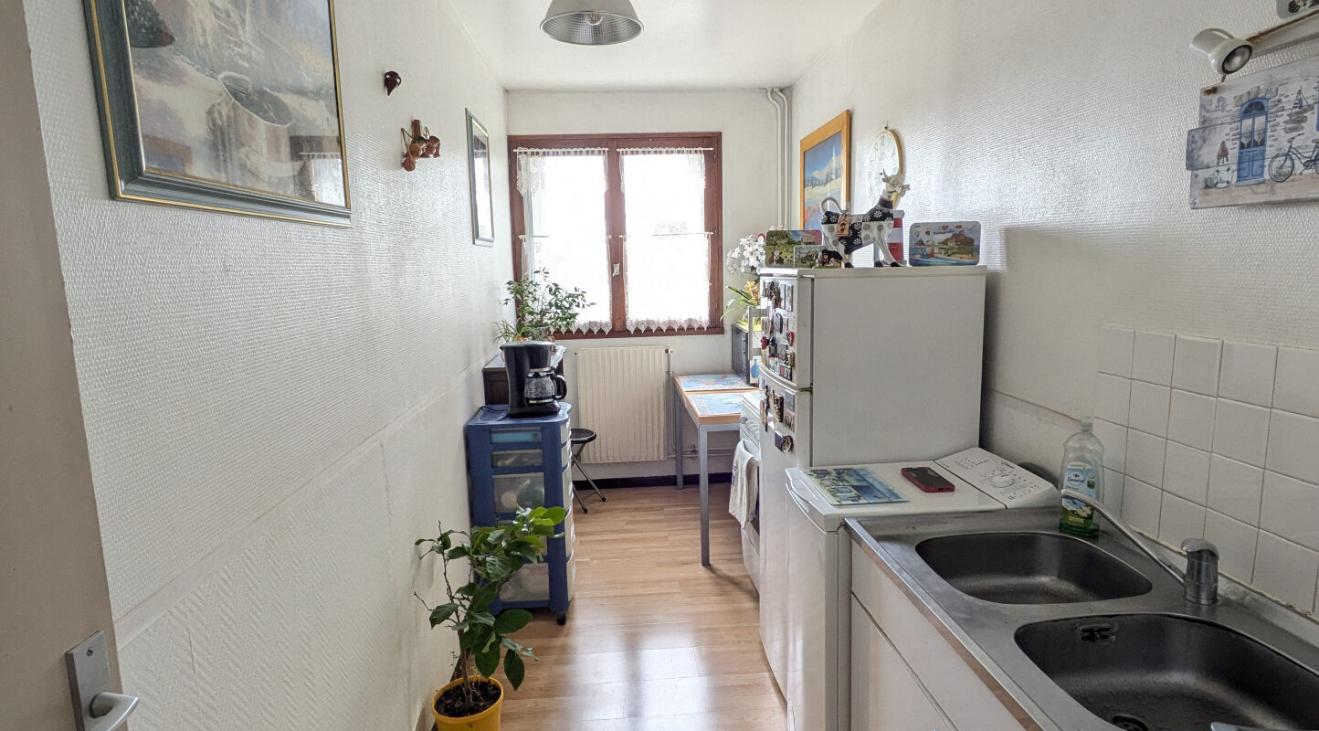 SOUS COMPROMIS. Appartement 2 pièces