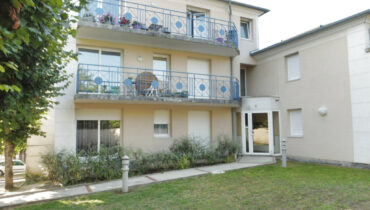 STUDIO 27 m2 avec terrasse et parking