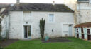 Féricy, village authentique avec école, situé à 10 Km au Nord/Est de Fontainebleau. Maison ancienne en excelle