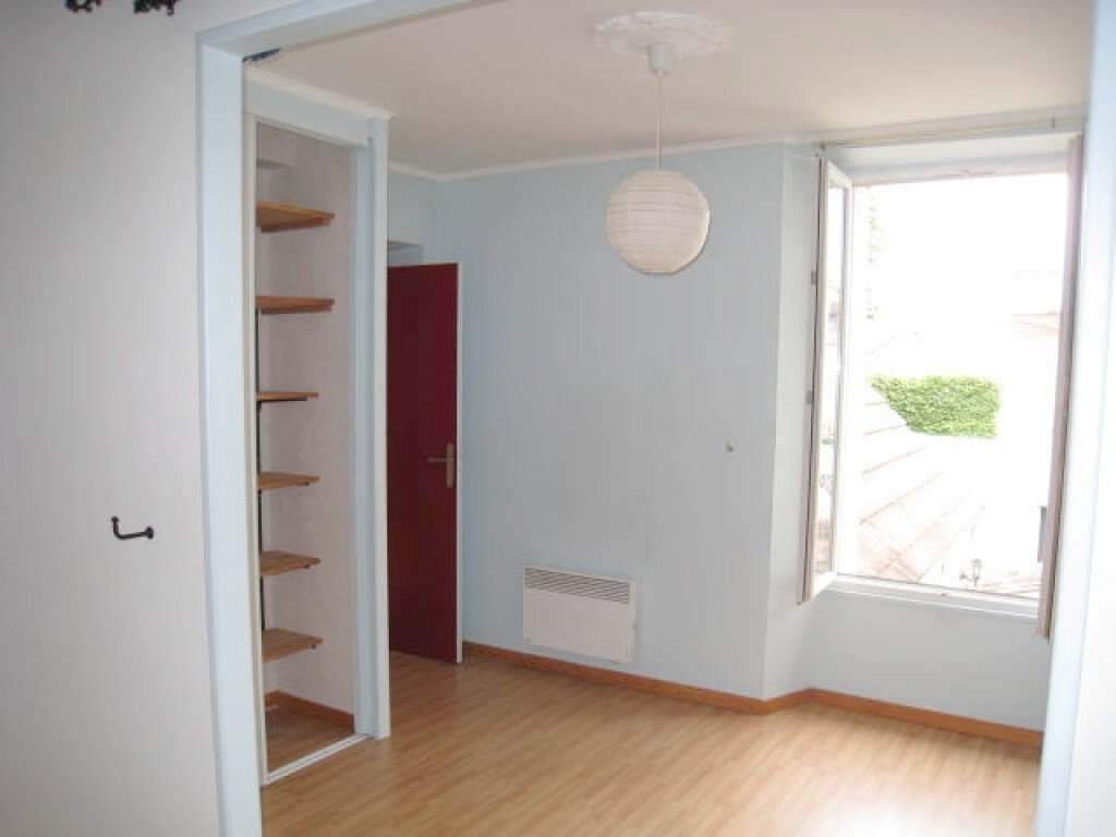 Appartement 3 pièces en centre ville.