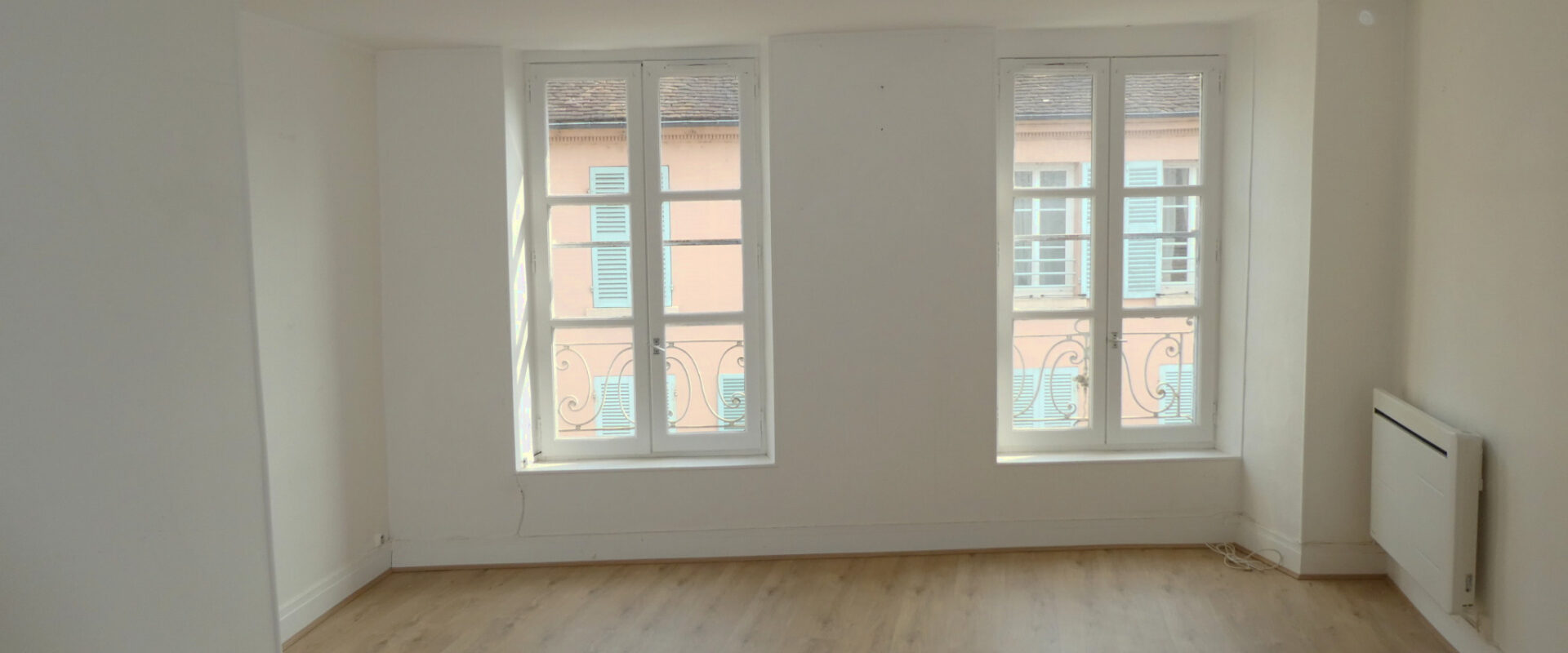 APPARTEMENT 2 PIÈCES
