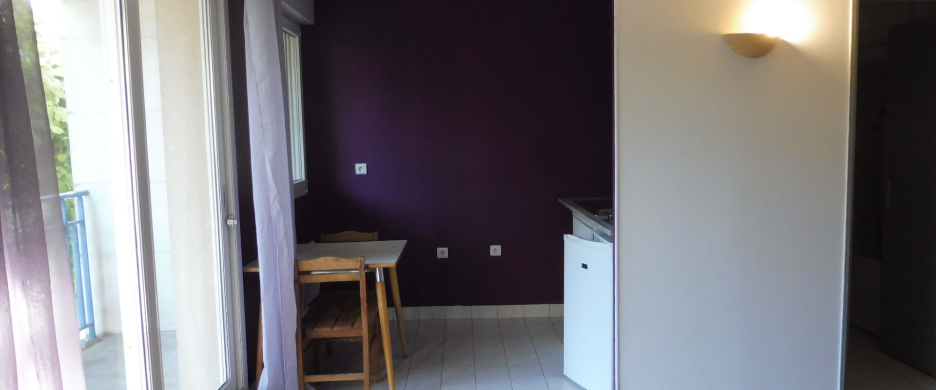 STUDIO 27 m2 avec terrasse et parking