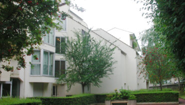 VENDU LOUÉ, STUDIO 31 m2 en résidence, avec jardinet et parking