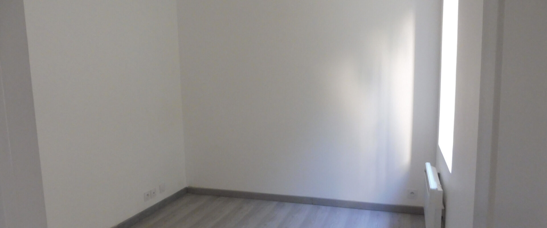 APPARTEMENT 3 PIÈCES AVEC JARDIN