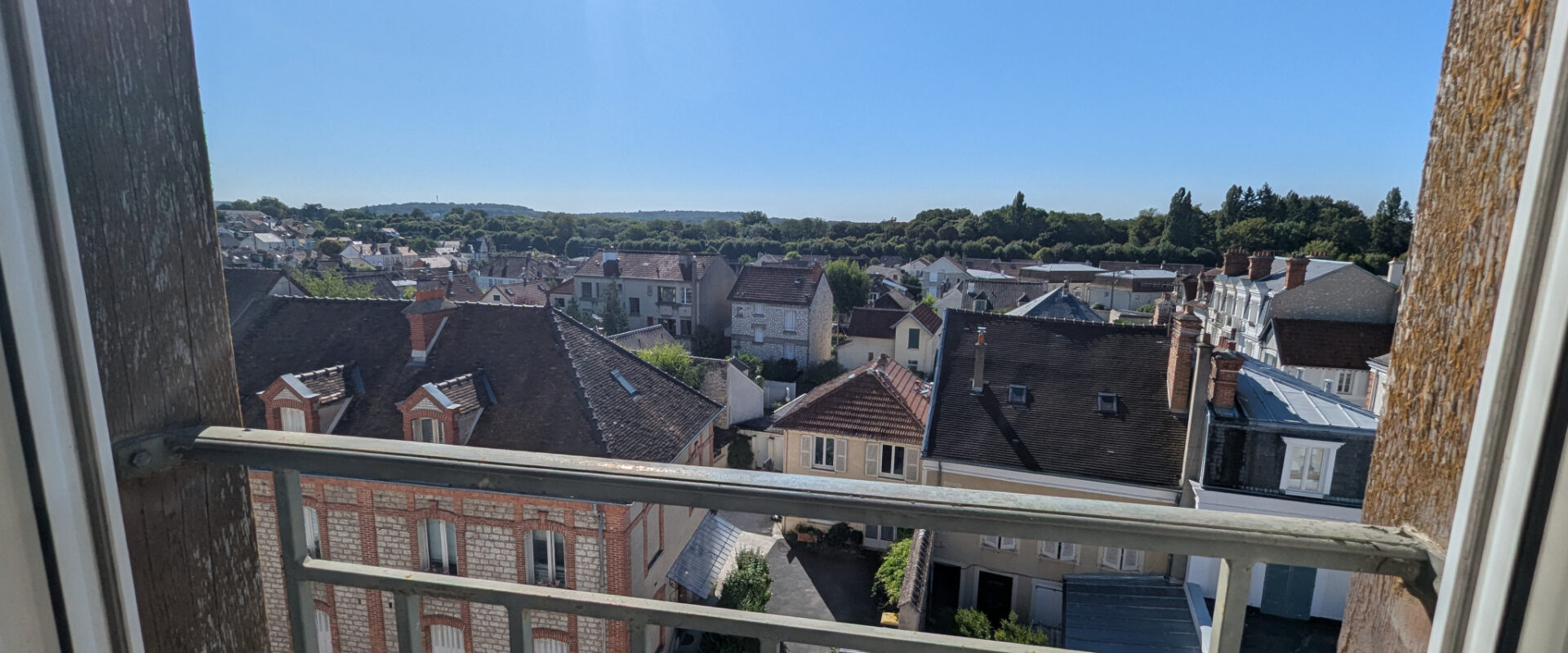 SOUS OFFRE. Centre appartement de 4 pièces, 75 m2 env.