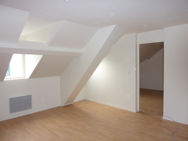 APPARTEMENT 3 PIÈCES AVEC PARKING
