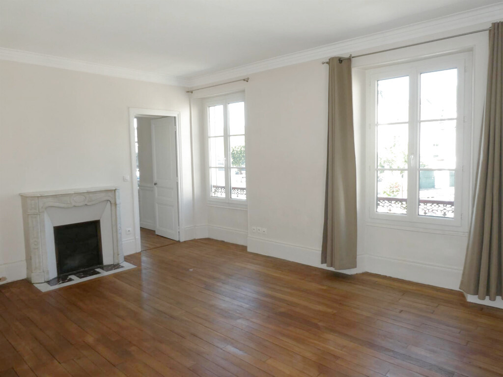 Appartement 4 pièces entre Centre ville et Gare