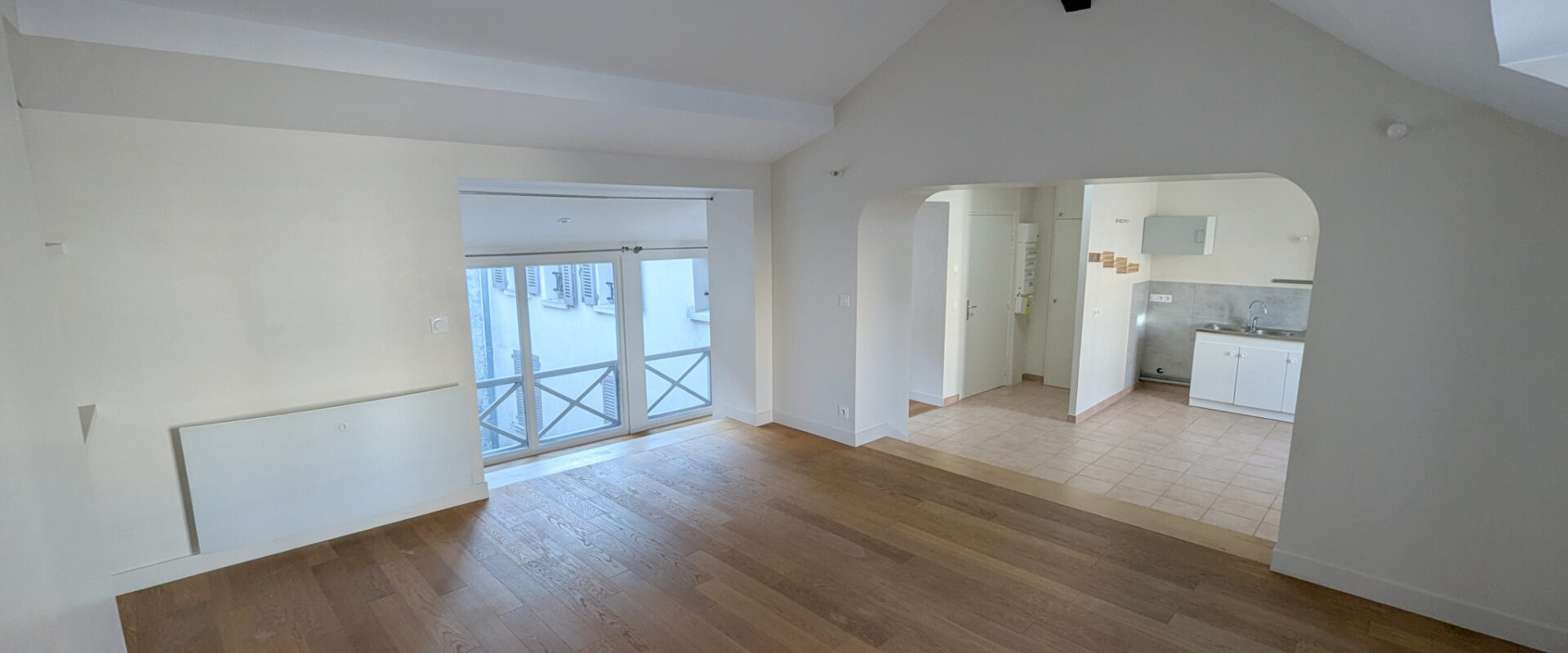 De l’authenticité pour cet appartement 3 pièces en hypercentre !