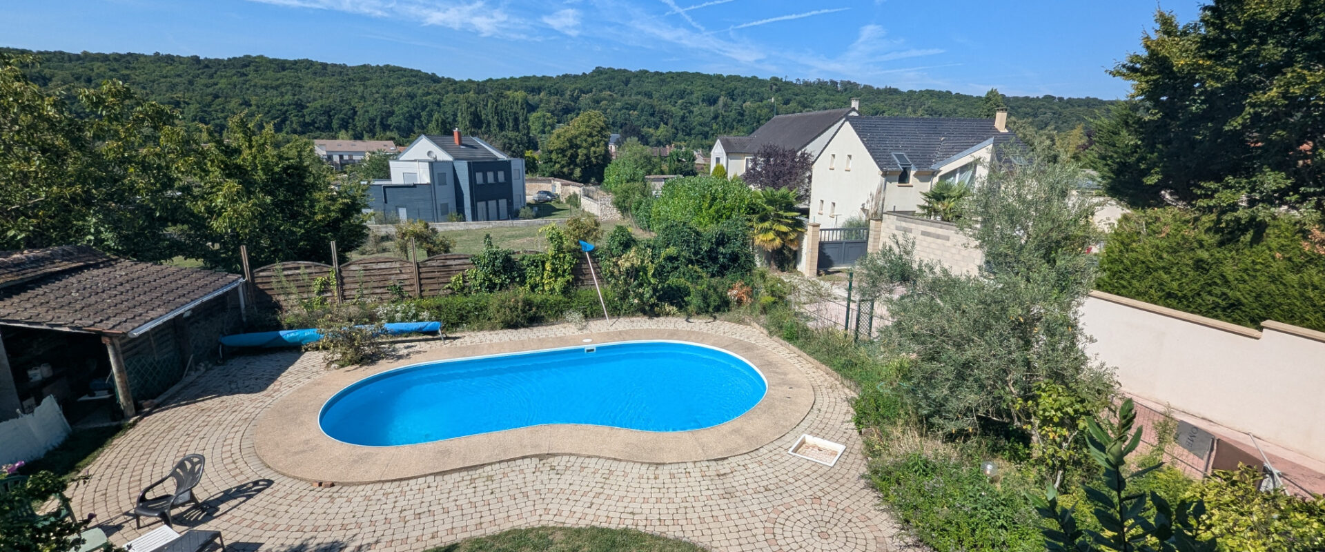 Propriété 11 pièces et 317 m2