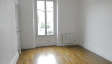 APPARTEMENT 2 PIÈCES EN CENTRE VILLE