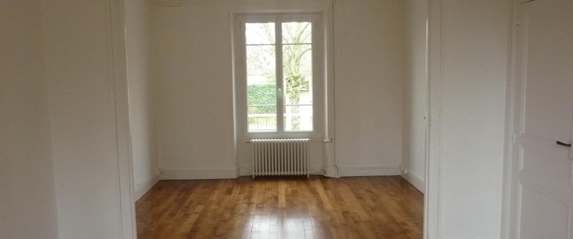 Maison 4 pièces 71 m2 avec jardin à Samoreau (77)