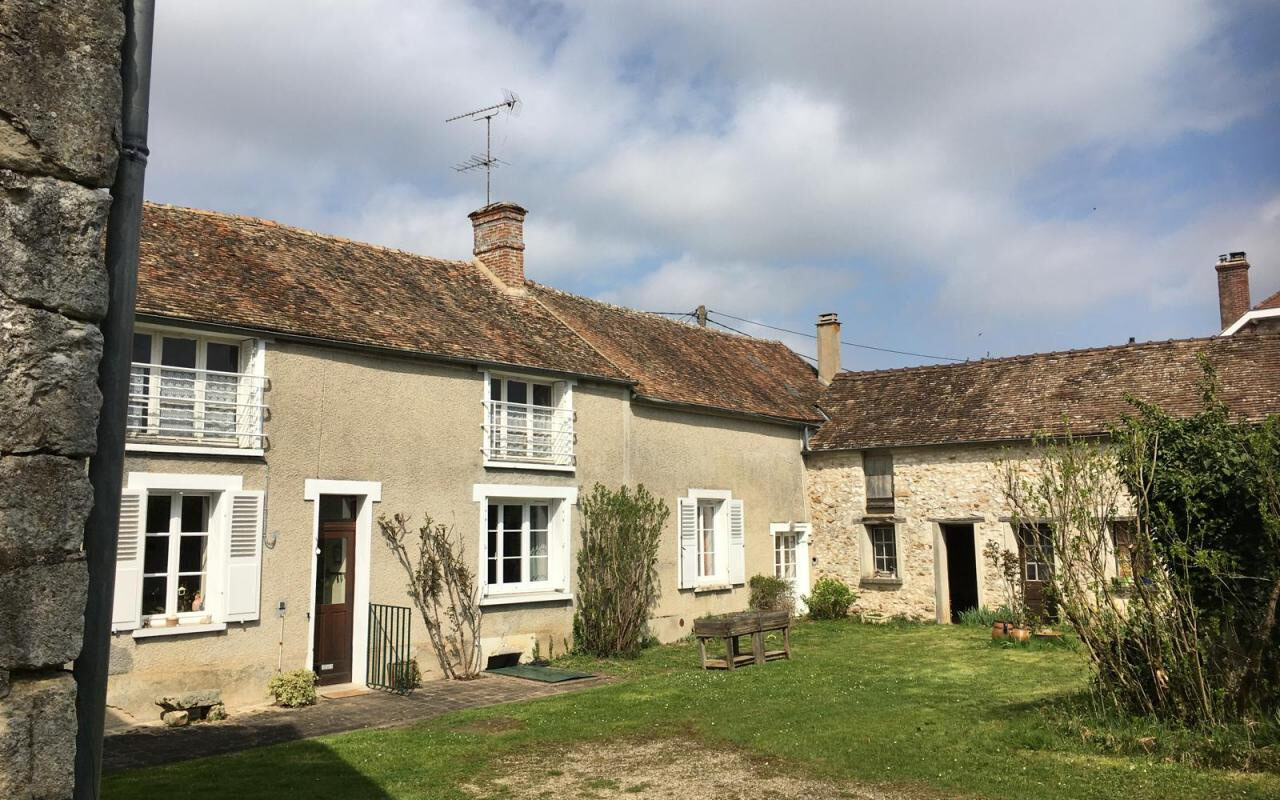 Ancien corps de ferme de 6 pièces et 154 m2 env. , parcelle terrain divisible !