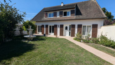 Propriété 11 pièces et 317 m2