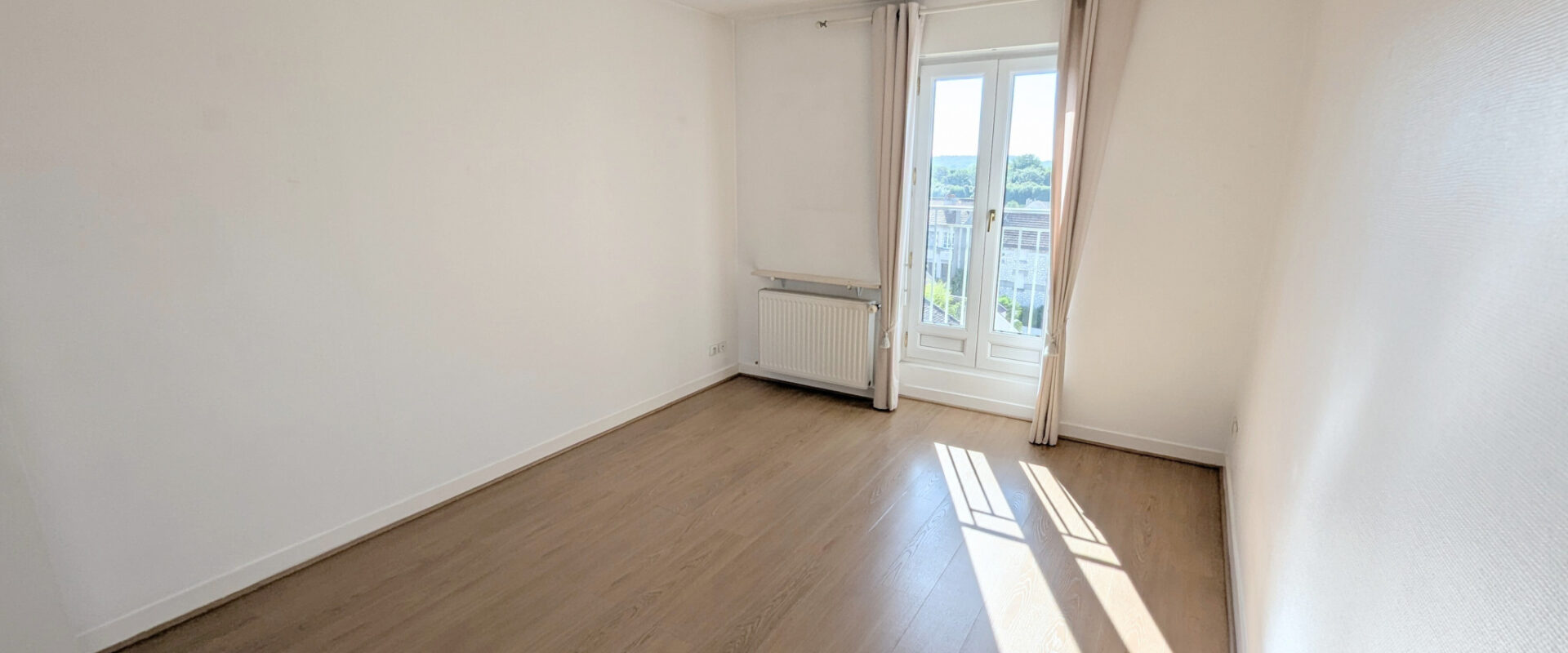 SOUS COMPROMIS. Centre appartement de 4 pièces, 75 m2 env.