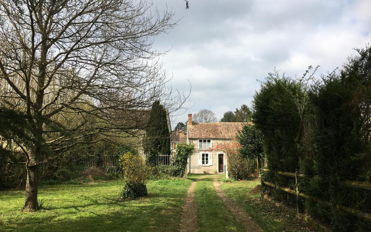 Ancien corps de ferme de 6 pièces et 154 m2 env. , parcelle terrain divisible !