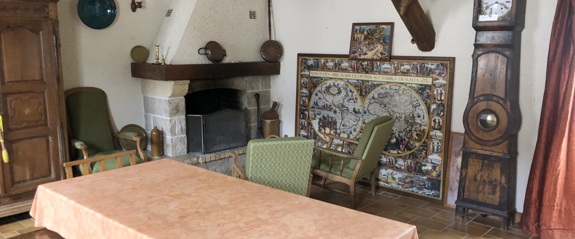 Ancien corps de ferme de 6 pièces et 154 m2 env. , parcelle terrain divisible !