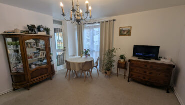 RDC Appartement de 4 pièces à la Butte Monceau