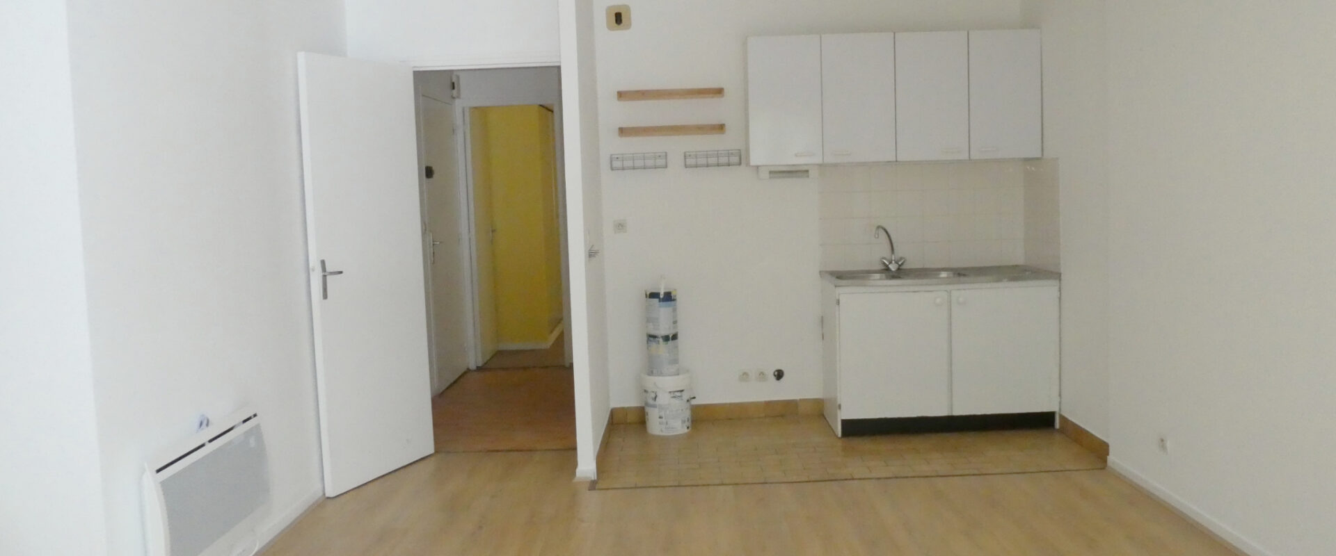 APPARTEMENT 2 PIÈCES AVEC GARAGE DOUBLE