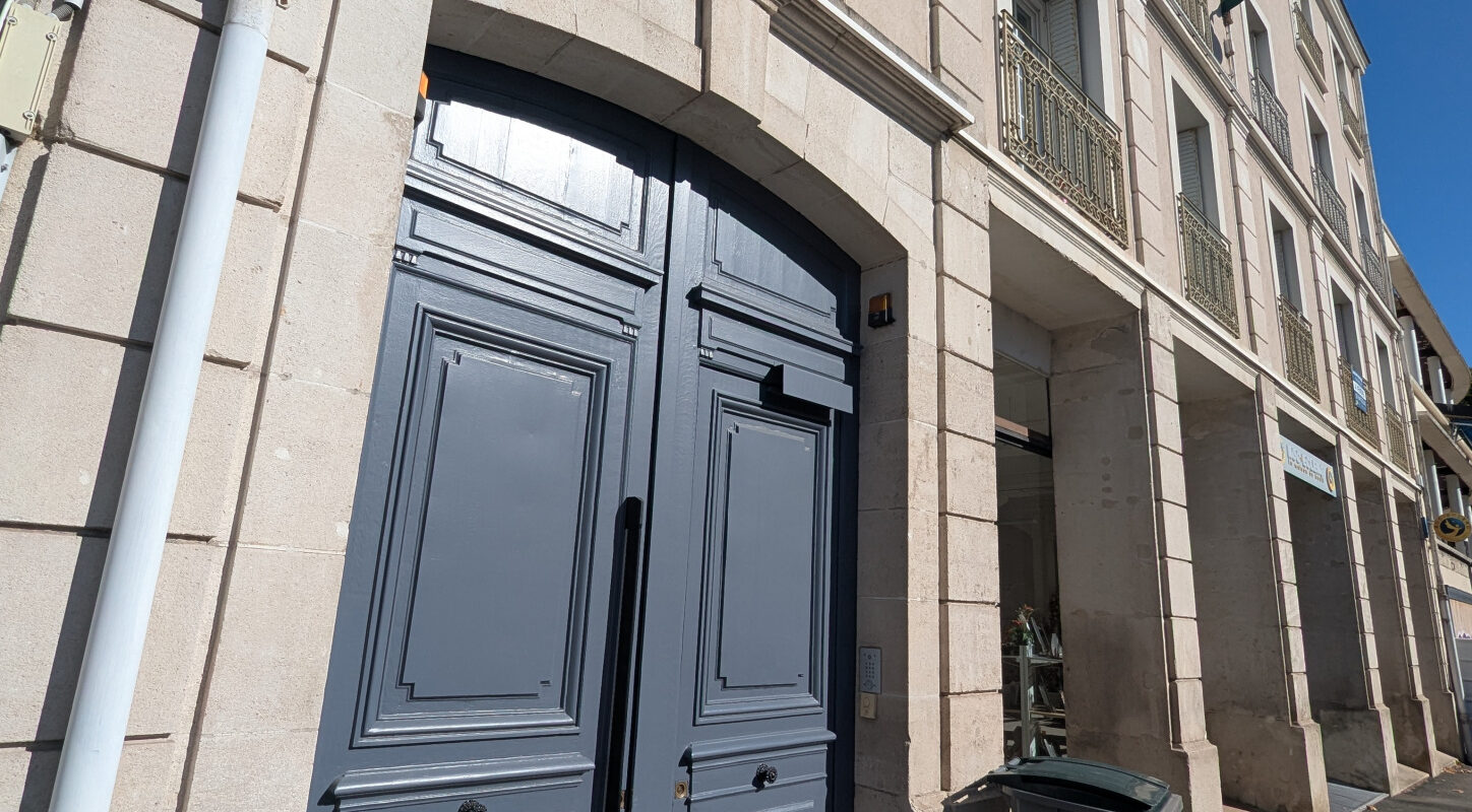 SOUS COMPROMIS. Centre appartement de 4 pièces, 75 m2 env.