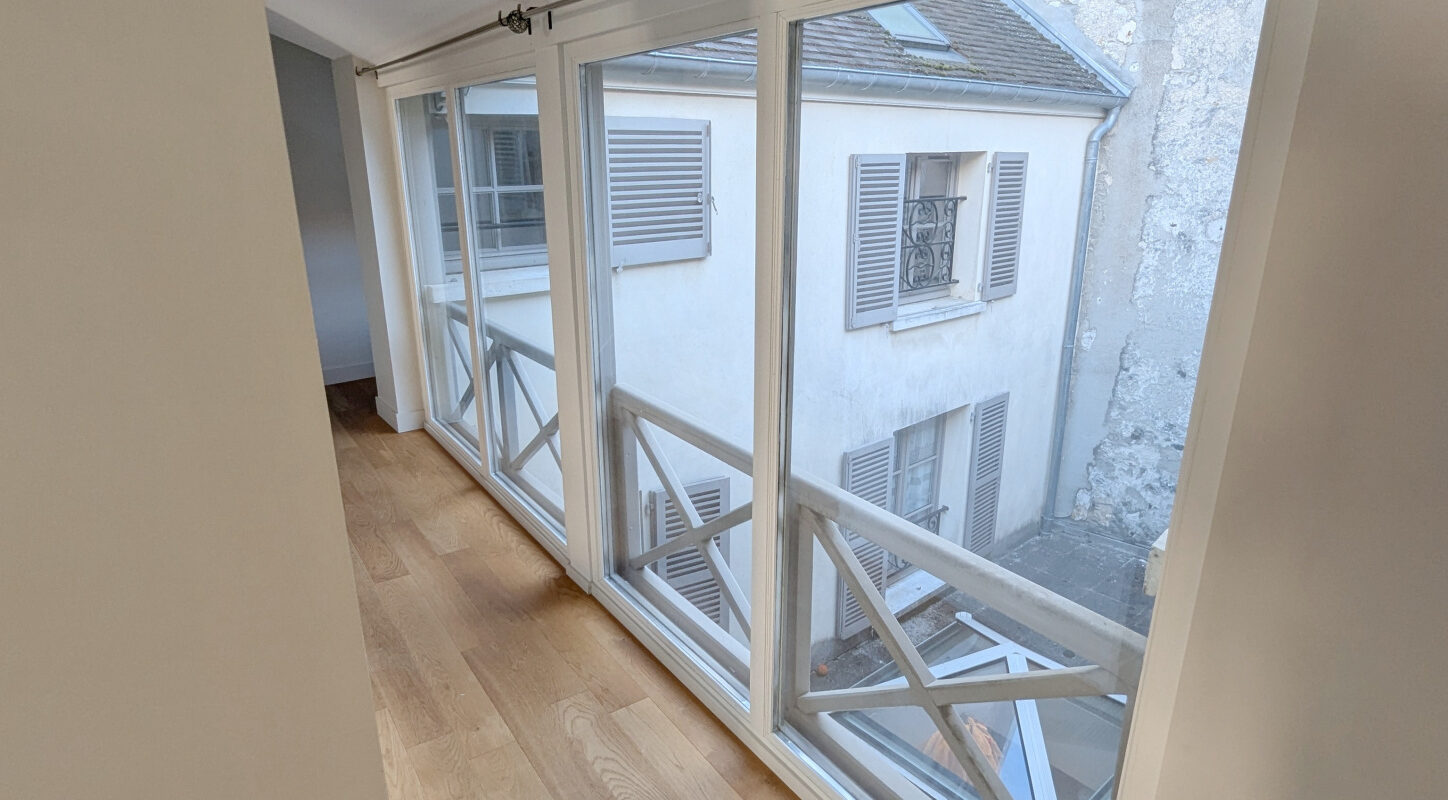 De l’authenticité pour cet appartement 3 pièces en hypercentre !