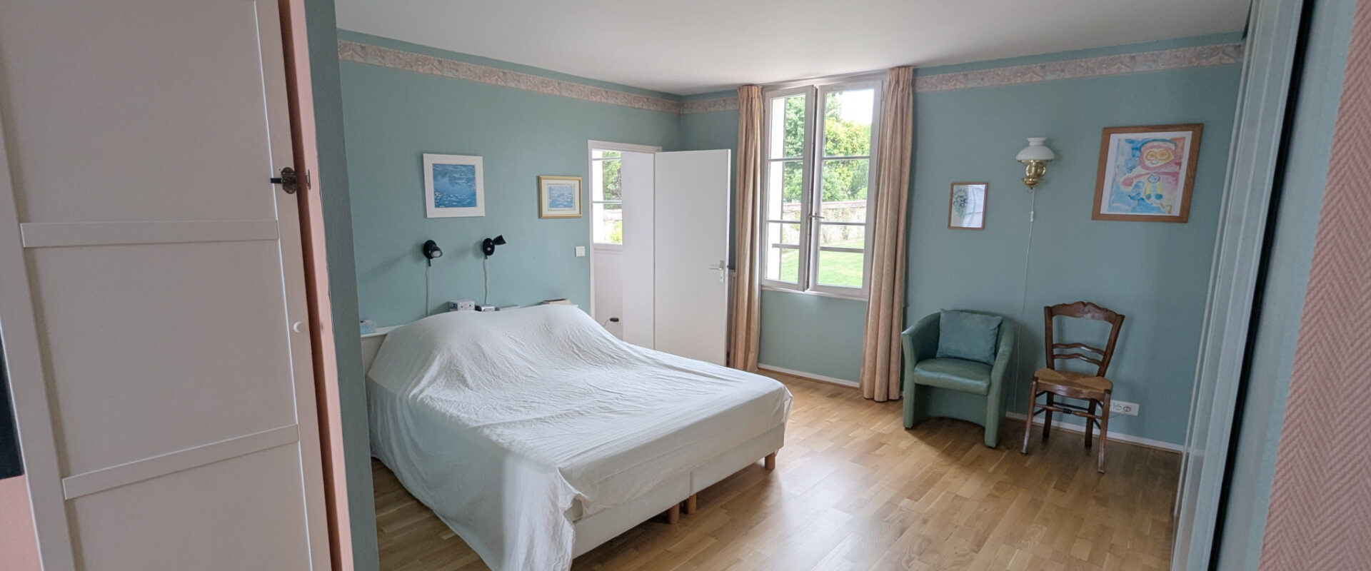 Le charme de l’ancien, maison 7 pièces et 210 m2 env.