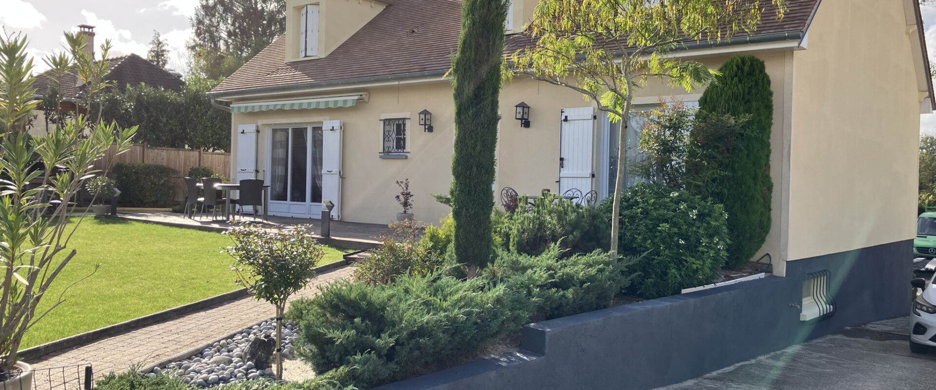 SOUS COMPROMIS. Dans secteur apprécié. aux abords du canal du Loing