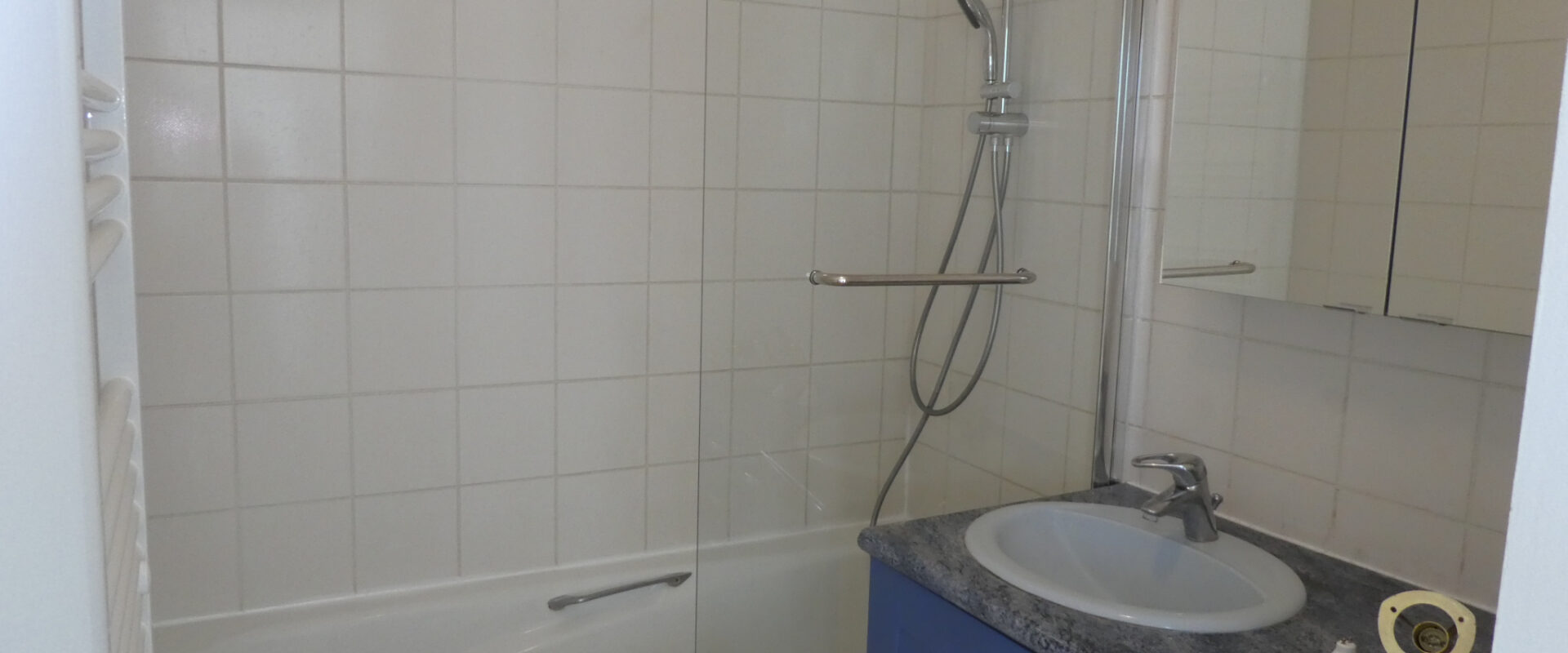 STUDIO MEUBLÉ 30 m2 avec parking en résidence