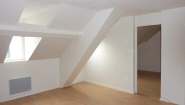 APPARTEMENT 3 PIÈCES AVEC PARKING