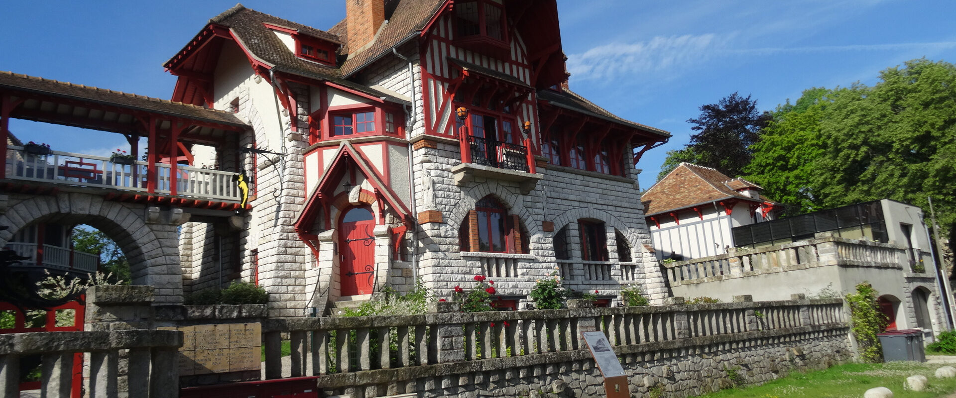 Appartement 2 pièces 29 m2 avec jardin et parking