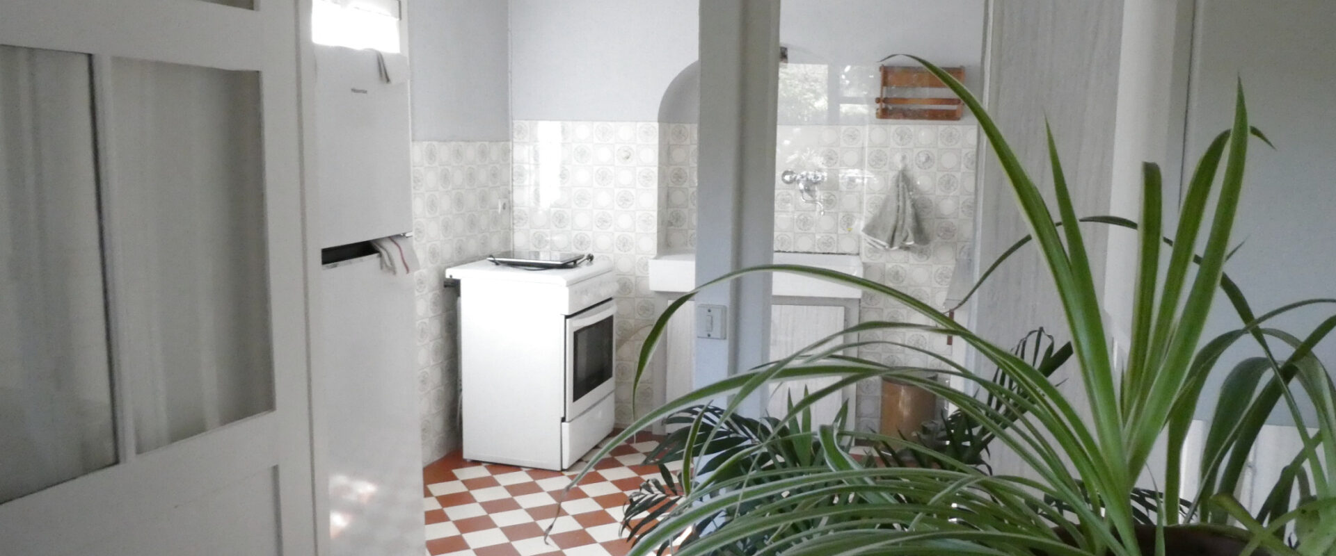 MAISON FAMILIALE EN CENTRE VILLAGE