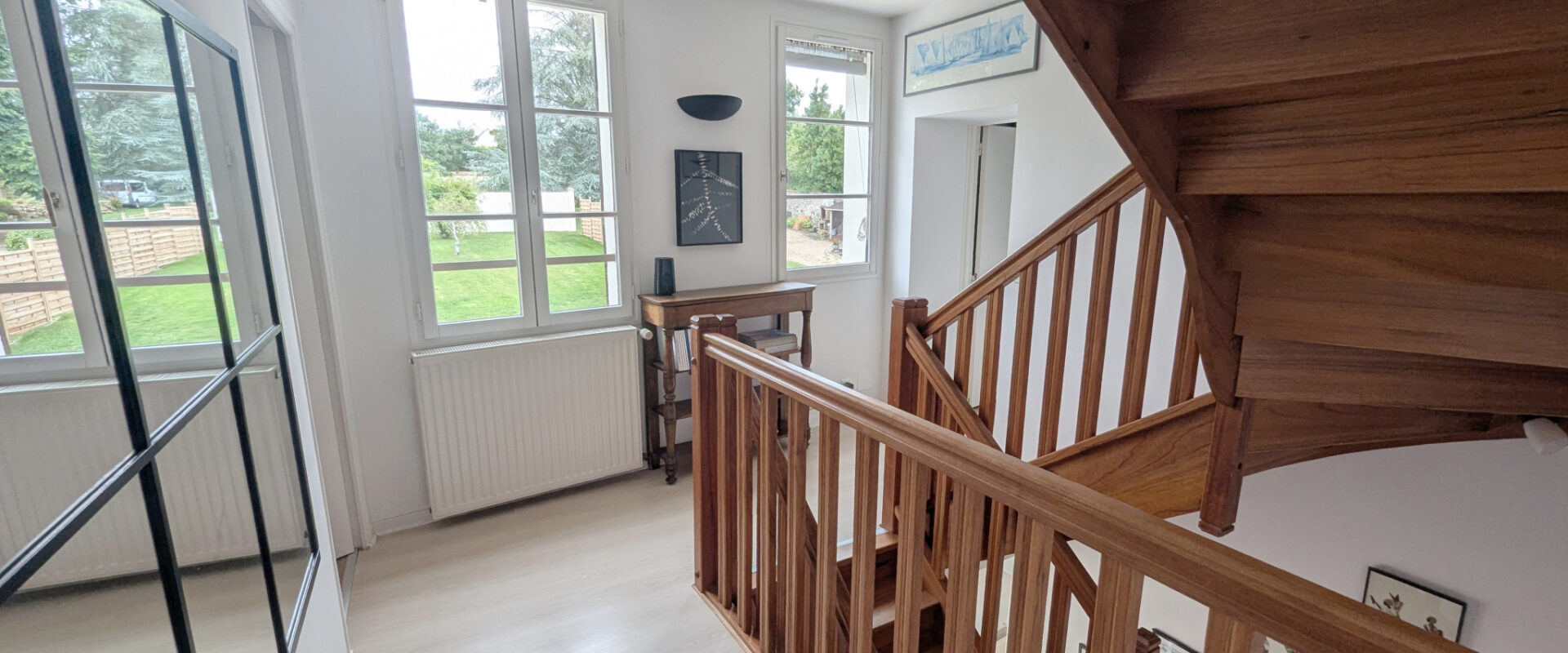 Le charme de l’ancien, maison 7 pièces et 210 m2 env.